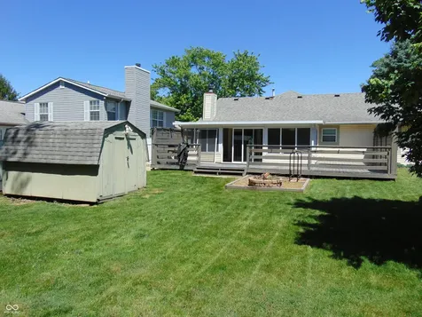 8218 Ehlerbrook Road Indianapolis IN 46237
