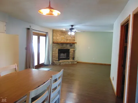 8218 Ehlerbrook Road Indianapolis IN 46237
