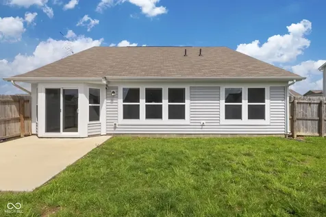 5541 Woods Pointe Drive Mccordsville IN 46055
