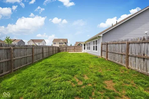 5541 Woods Pointe Drive Mccordsville IN 46055