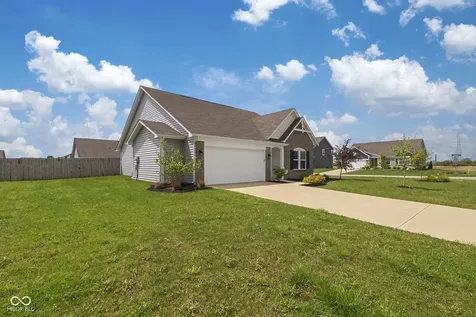 5541 Woods Pointe Drive Mccordsville IN 46055