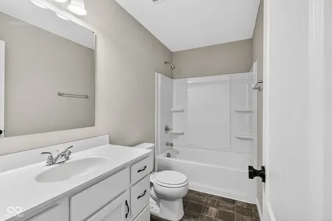 5541 Woods Pointe Drive Mccordsville IN 46055