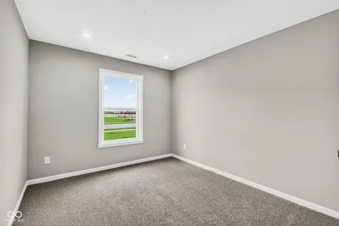 5541 Woods Pointe Drive Mccordsville IN 46055