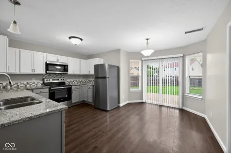 6420 Glory Maple Lane Indianapolis IN 46221
