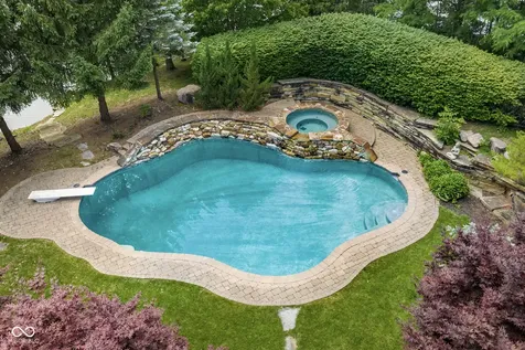13198 N County Road 400 E Batesville IN 47006