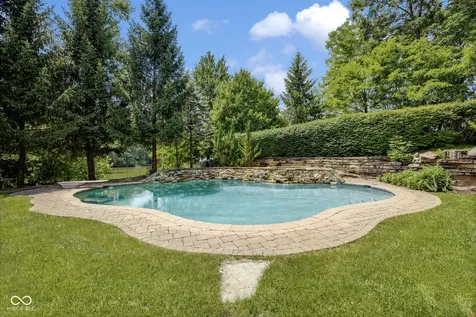13198 N County Road 400 E Batesville IN 47006