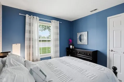 8206 Meadow Bend Drive Indianapolis IN 46259