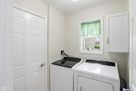 8206 Meadow Bend Drive Indianapolis IN 46259