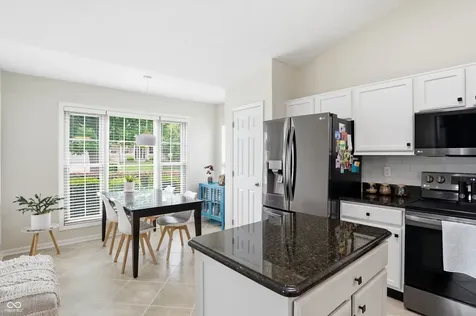 8206 Meadow Bend Drive Indianapolis IN 46259