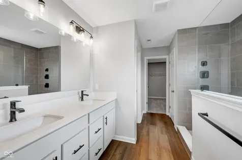 9935 Redwood Peak Lane Indianapolis IN 46259