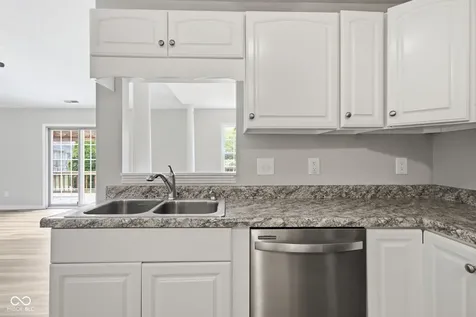 13192 Ashview Drive Fishers IN 46038