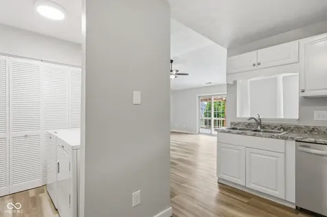 13192 Ashview Drive Fishers IN 46038