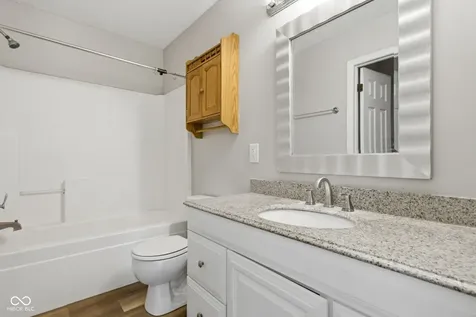 13192 Ashview Drive Fishers IN 46038
