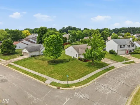 13192 Ashview Drive Fishers IN 46038