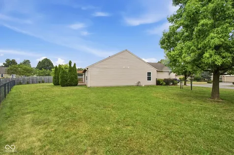 13192 Ashview Drive Fishers IN 46038
