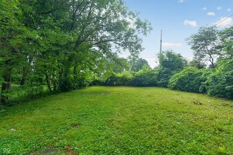 933 N Routiers Avenue Indianapolis IN 46219