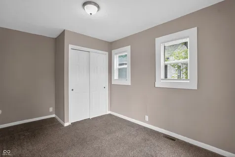 933 N Routiers Avenue Indianapolis IN 46219