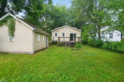 933 N Routiers Avenue Indianapolis IN 46219