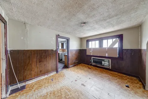 841 S Pershing Avenue Indianapolis IN 46221