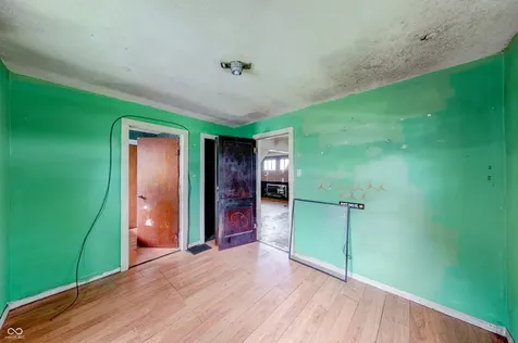 841 S Pershing Avenue Indianapolis IN 46221