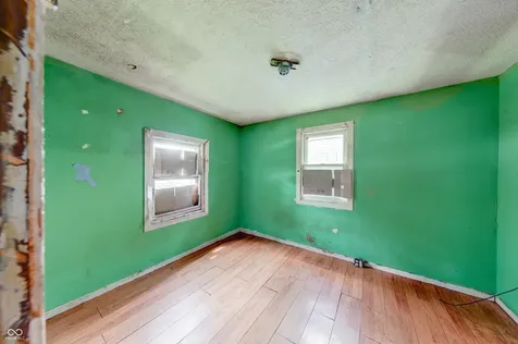 841 S Pershing Avenue Indianapolis IN 46221