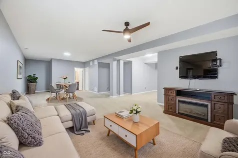 2804 Corlee Crescent Brownsburg IN 46112