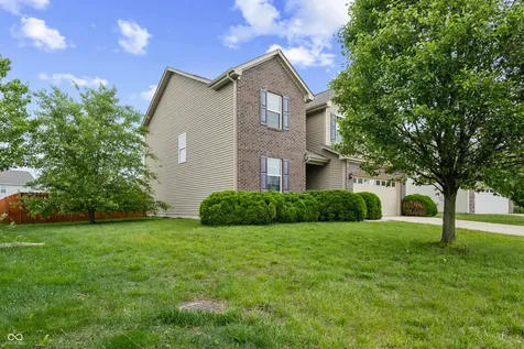 2804 Corlee Crescent Brownsburg IN 46112