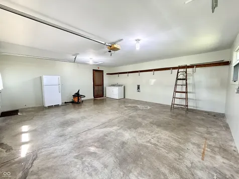 2005 W State Road 32 Crawfordsville IN 47933