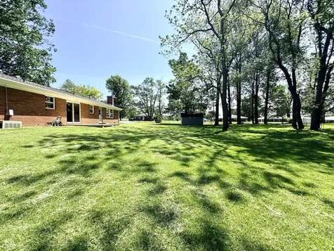 2005 W State Road 32 Crawfordsville IN 47933