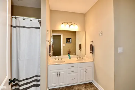 13558 Water Crest Drive Fishers IN 46038