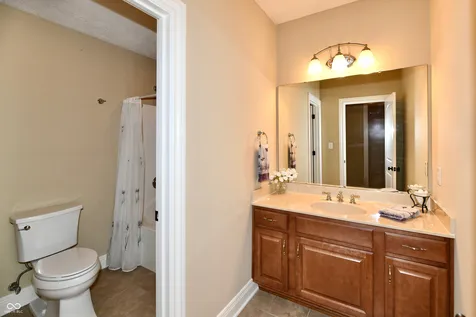 13558 Water Crest Drive Fishers IN 46038