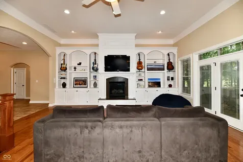 13558 Water Crest Drive Fishers IN 46038