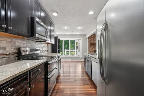 4561 S Brooklawn Drive New Palestine IN 46163