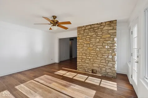 4561 S Brooklawn Drive New Palestine IN 46163