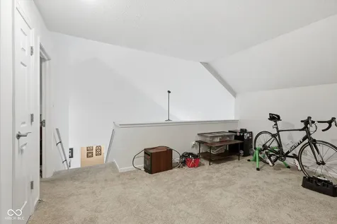 10605 Young Lake Drive Indianapolis IN 46239