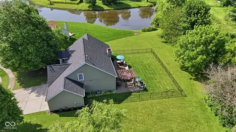 10605 Young Lake Drive Indianapolis IN 46239