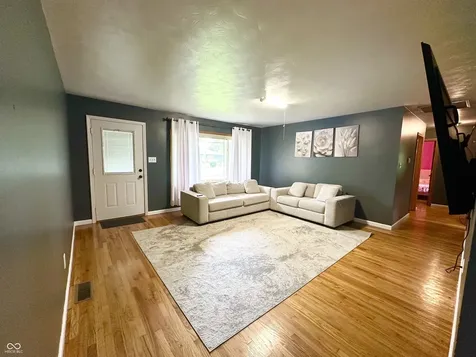 5120 S Bancroft Street Indianapolis IN 46237