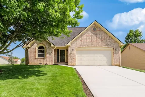 12318 Buckley Boulevard Cumberland IN 46229