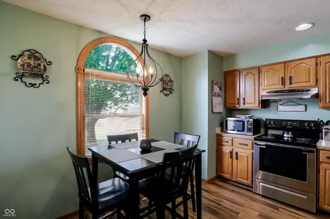 12318 Buckley Boulevard Cumberland IN 46229