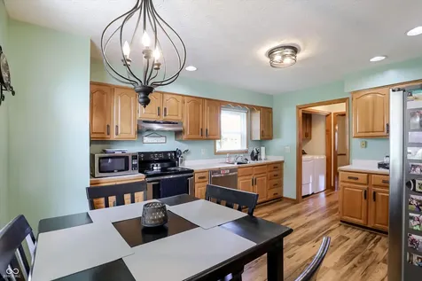 12318 Buckley Boulevard Cumberland IN 46229