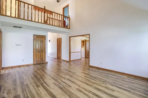 12318 Buckley Boulevard Cumberland IN 46229