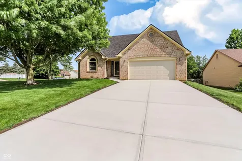 12318 Buckley Boulevard Cumberland IN 46229