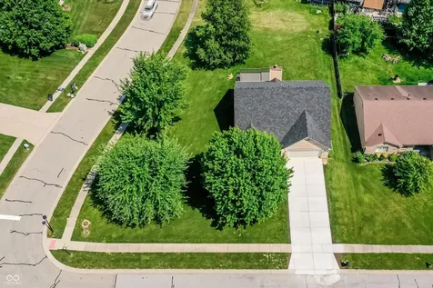 12318 Buckley Boulevard Cumberland IN 46229