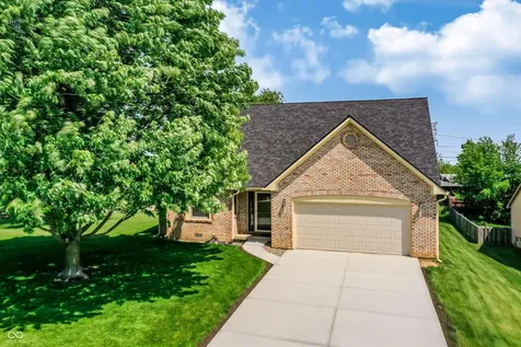 12318 Buckley Boulevard Cumberland IN 46229