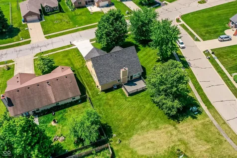12318 Buckley Boulevard Cumberland IN 46229