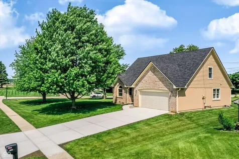 12318 Buckley Boulevard Cumberland IN 46229