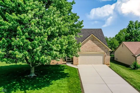 12318 Buckley Boulevard Cumberland IN 46229