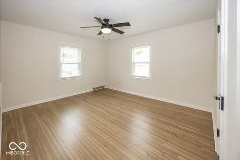 5414 E 10th Street Indianapolis IN 46219