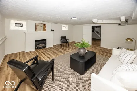 5414 E 10th Street Indianapolis IN 46219