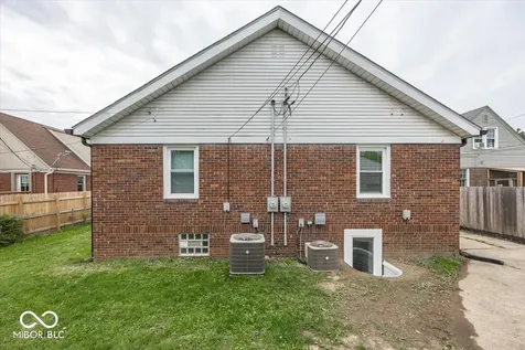 5414 E 10th Street Indianapolis IN 46219
